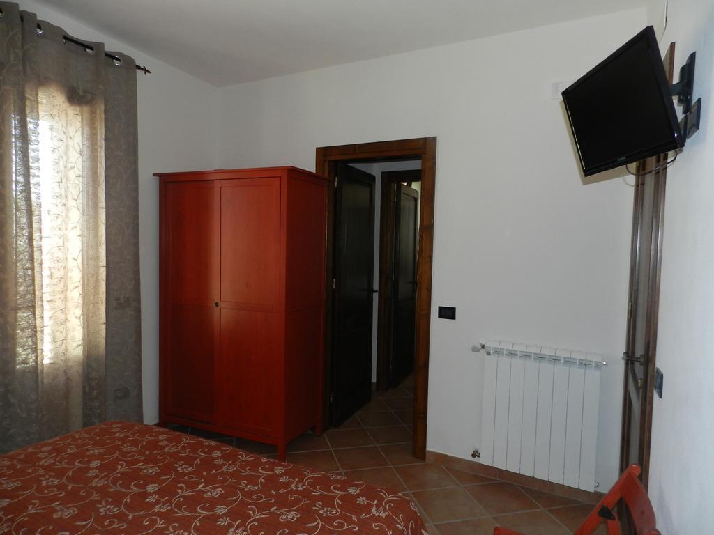 Baglio Olivastro Digerbato Quarto foto